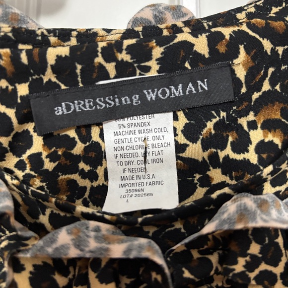 Women’s Leopard Print Maxi Dress - Picture 5 of 5